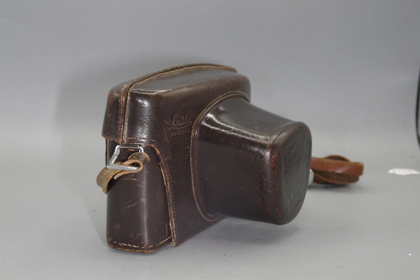 Leica R Series Brown Leather Camera Case – Vintage Genuine Leather, Collector’s Accessory