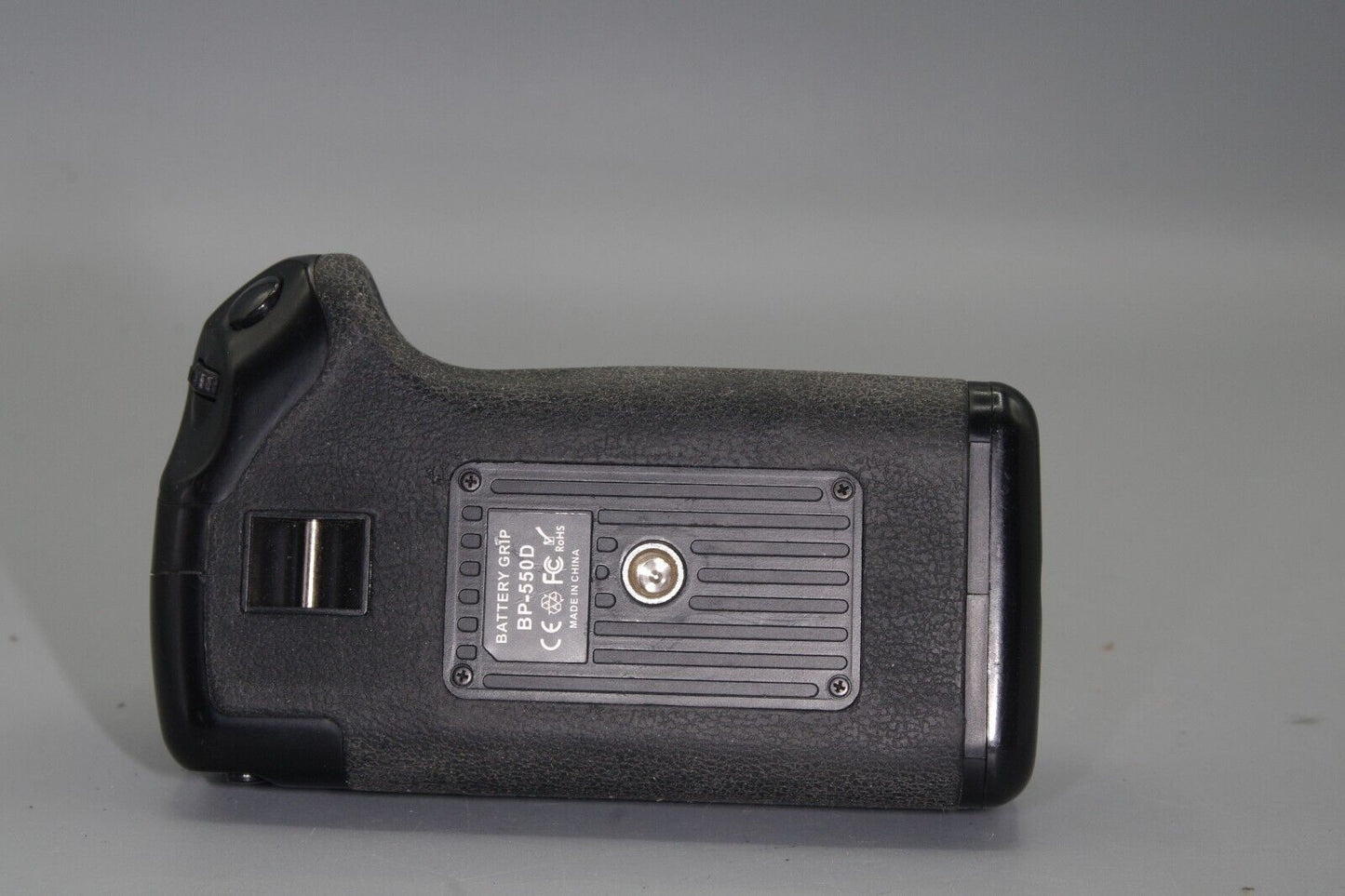 Battery Grip for Canon 550D, 600D and 650D - BP-550D