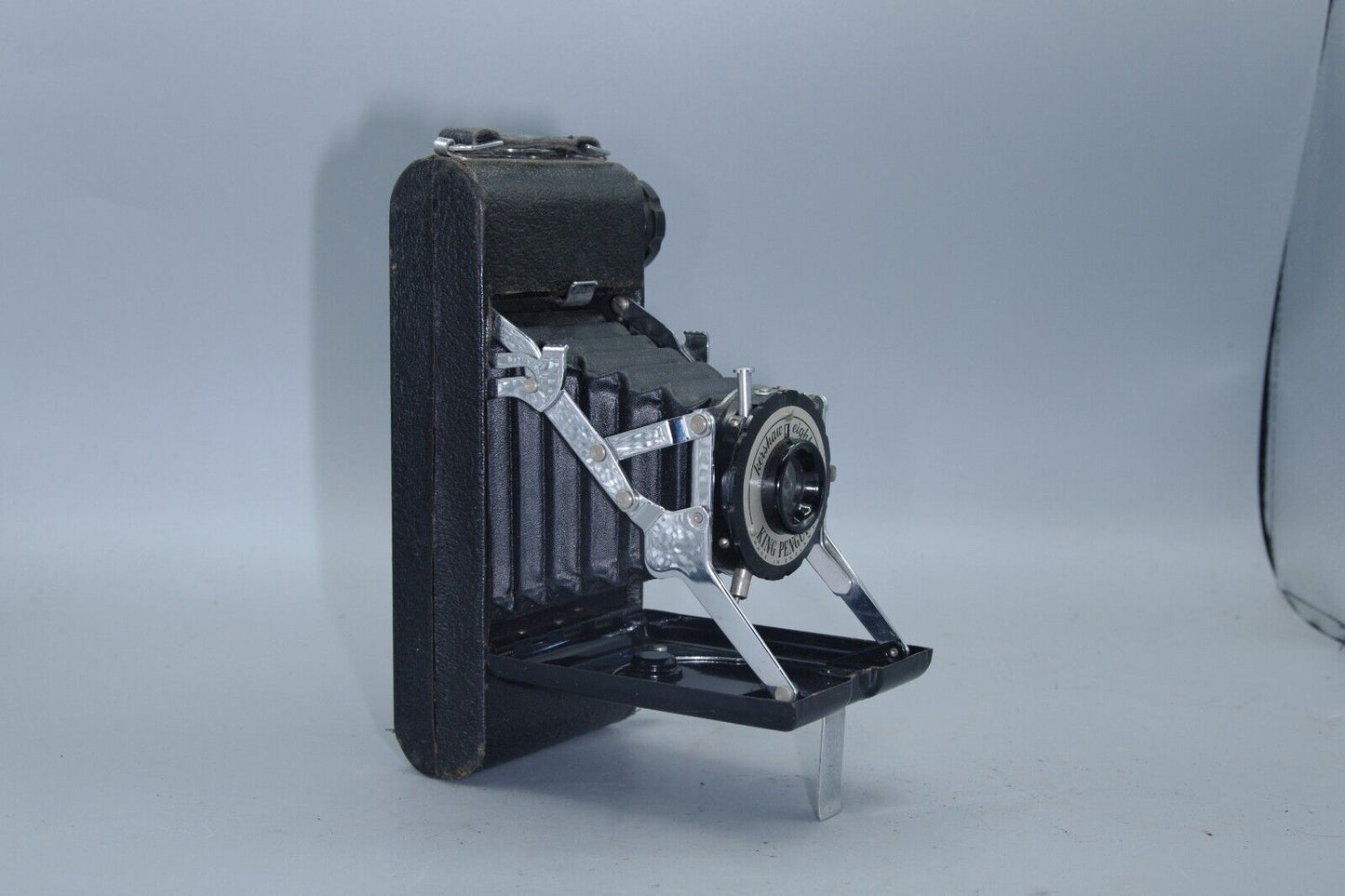 Kershaw eight-20 King Penguin Folding Camera