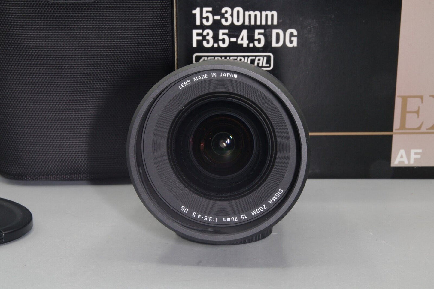 Sigma 15-30mm F/3.5-4.5 EX DG Aspherical AF Lens, Case and Box, Nr Mint, Nikon F