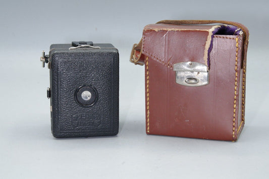 Zeiss Ikon Baby Box/Tengor Camera