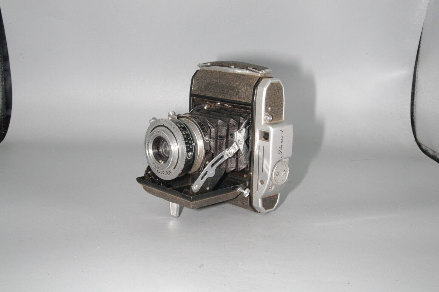 Konica Pearl Folding Camera with Hexar 75mm F/4.5 Lens