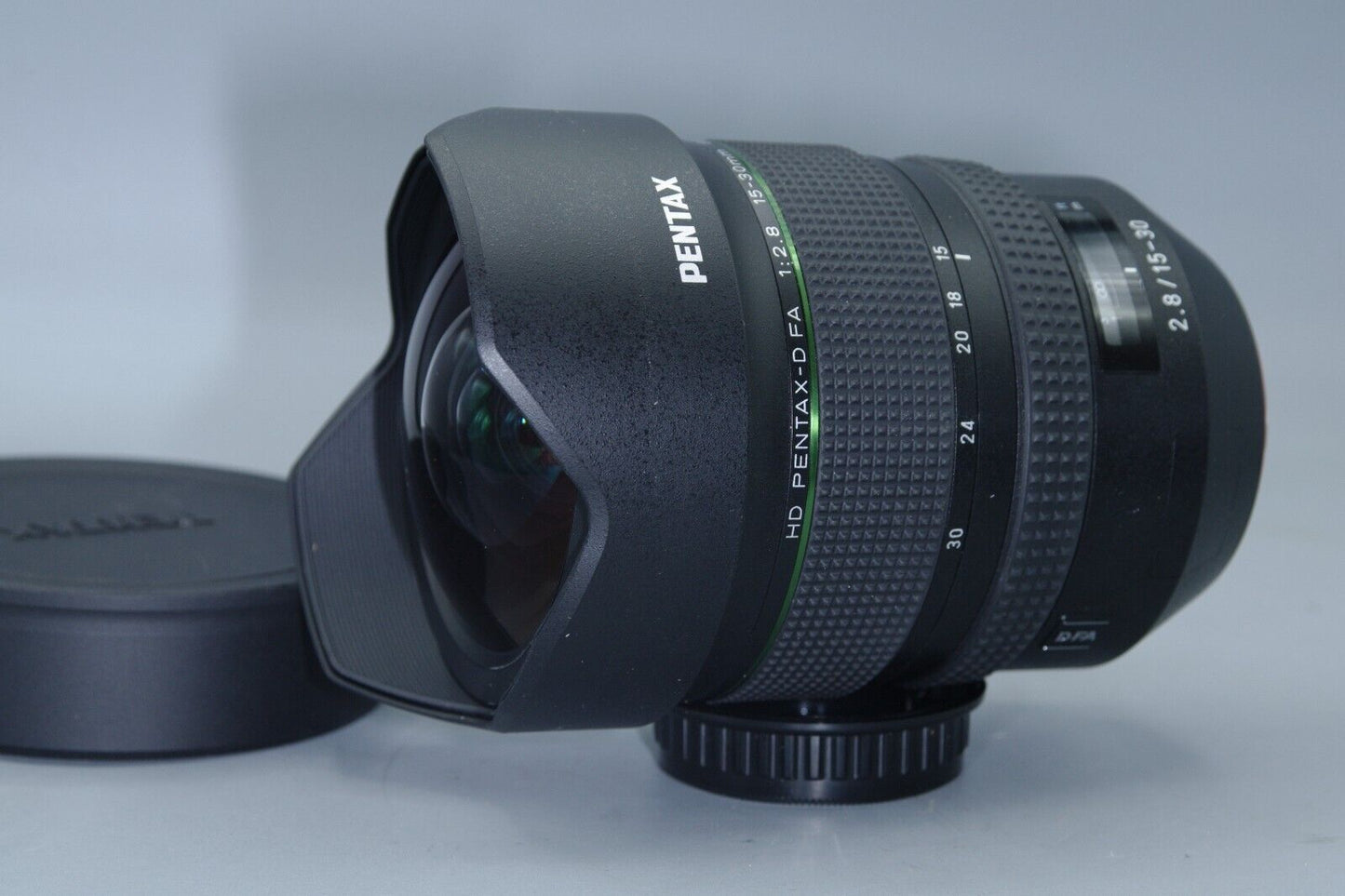 Pentax- D FA HD 15-30mm F/2.8 ED SDM WR Lens - Nr Mint with Caps and Hood