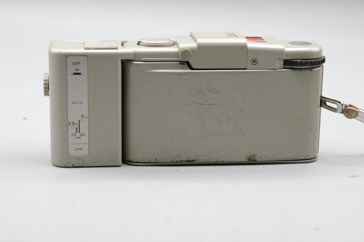 Olympus XA2  35mm Compact Camera with 35mm F/3.5 Lens in Rare Urban White