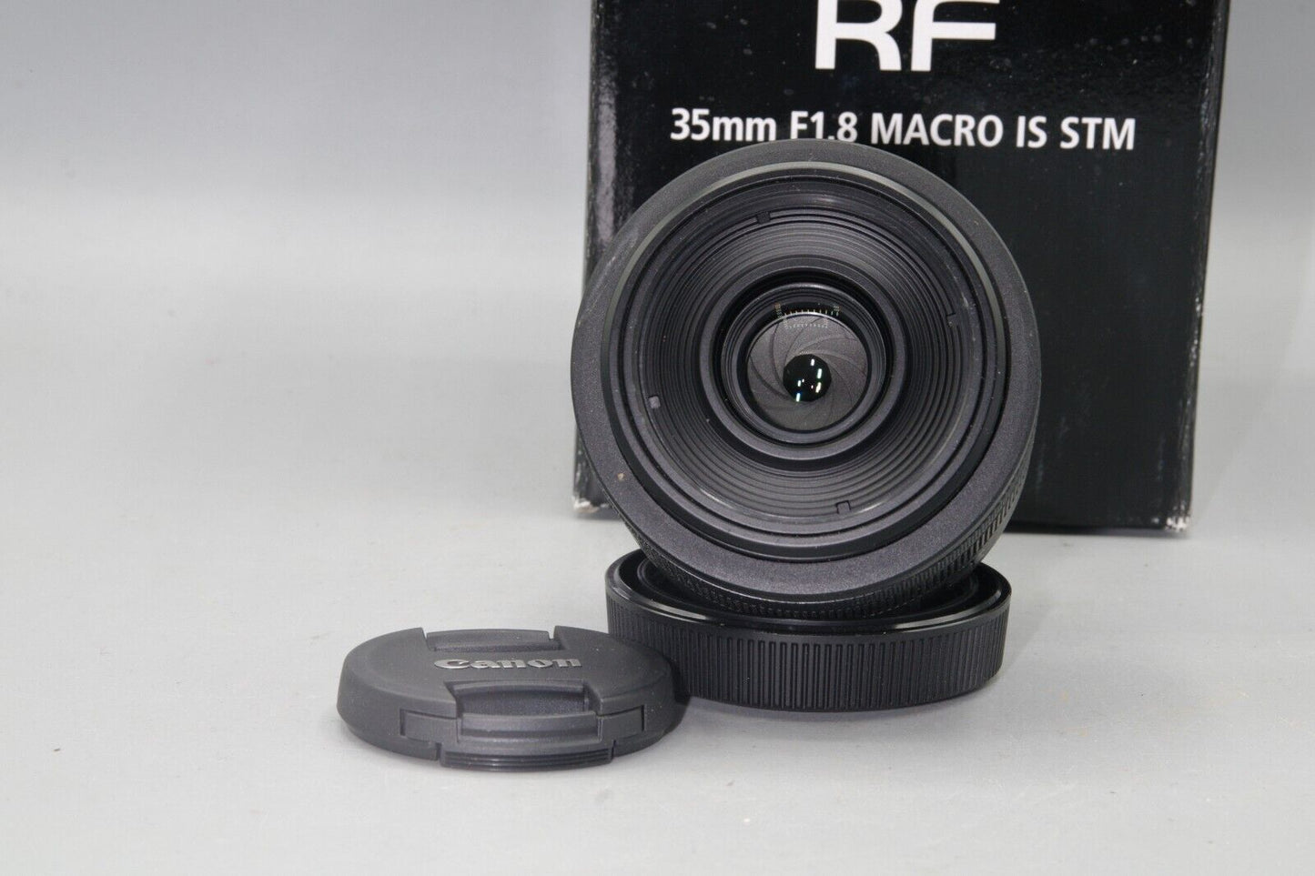 Canon RF 35mm F/1.8 Macro IS STM -Both Caps - Excellent Condition