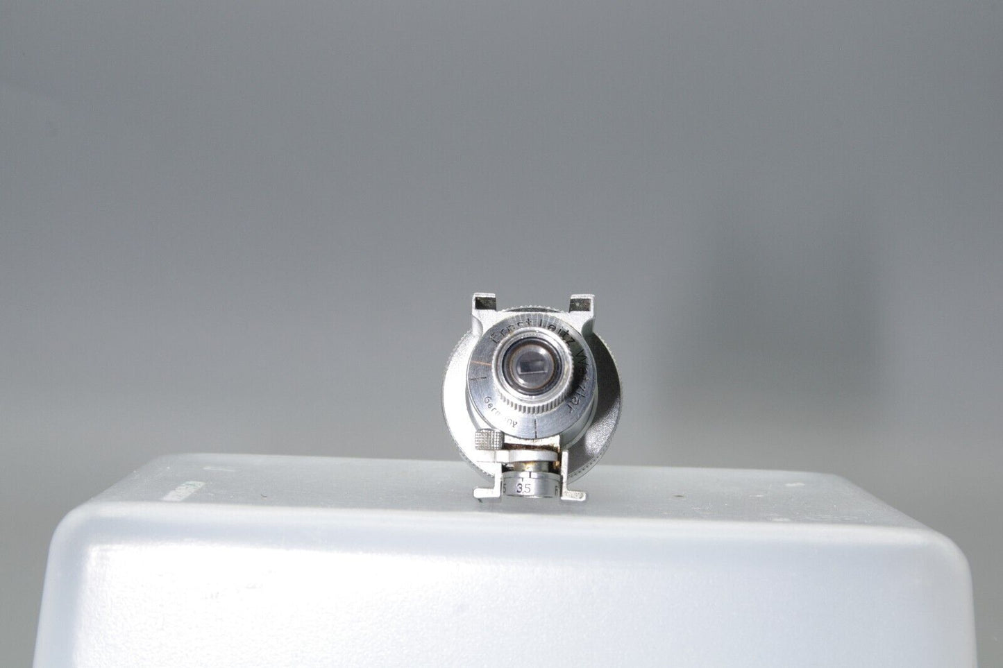 Leica Vidom Universal Viewfinder