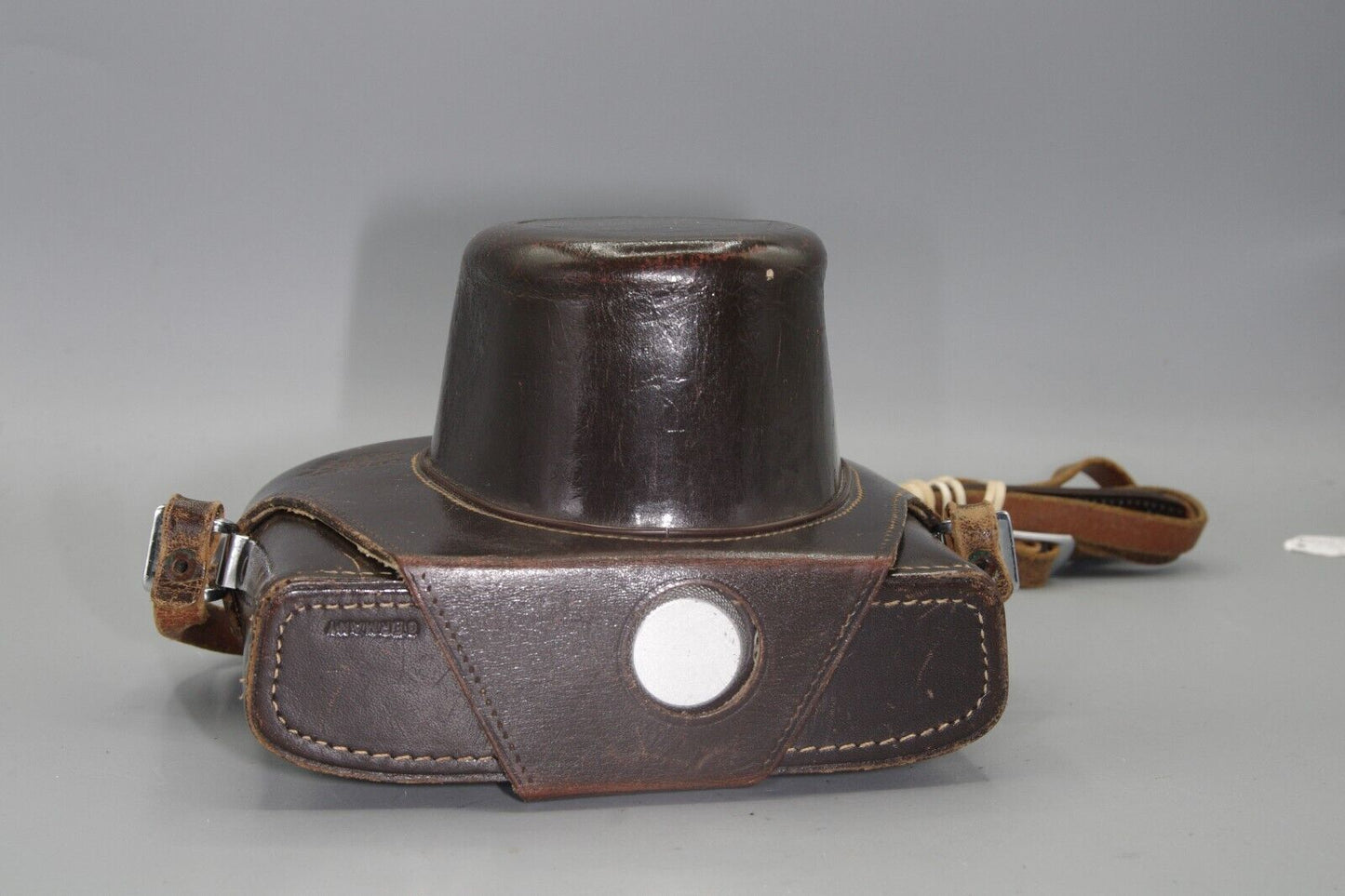 Leica R Series Brown Leather Camera Case – Vintage Genuine Leather, Collector’s Accessory