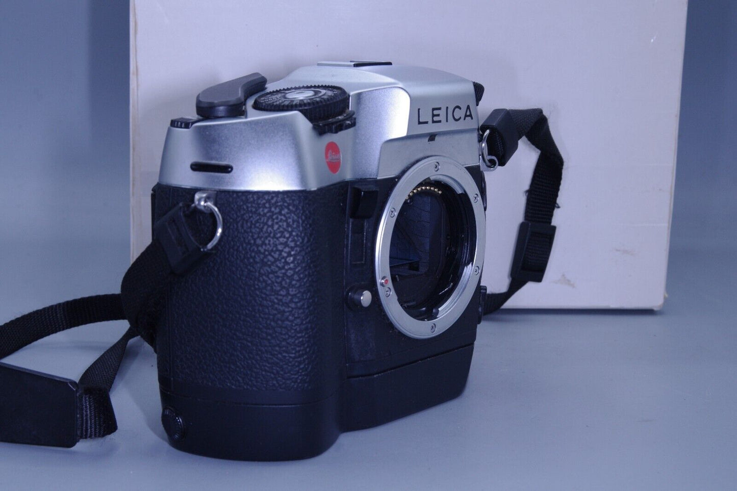 Boxed Leica R8 35mm SLR with Motordrive - Nr Mint Condition