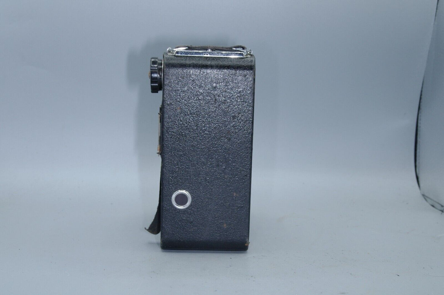 Kershaw eight-20 King Penguin Folding Camera