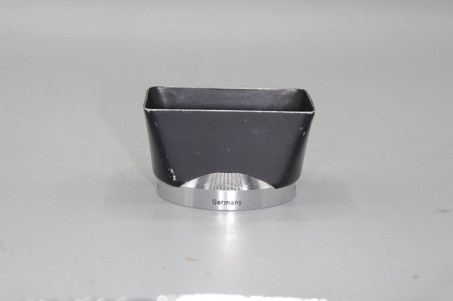 Carl Zeiss Contarex B56 50-135mm Metal Lens Hood