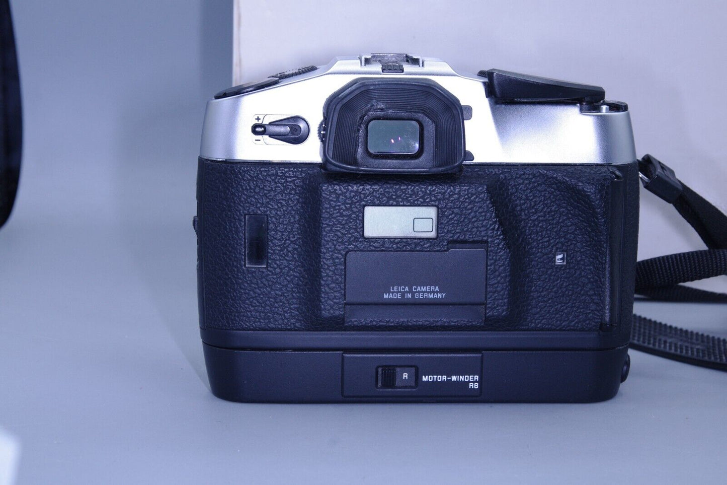 Boxed Leica R8 35mm SLR with Motordrive - Nr Mint Condition