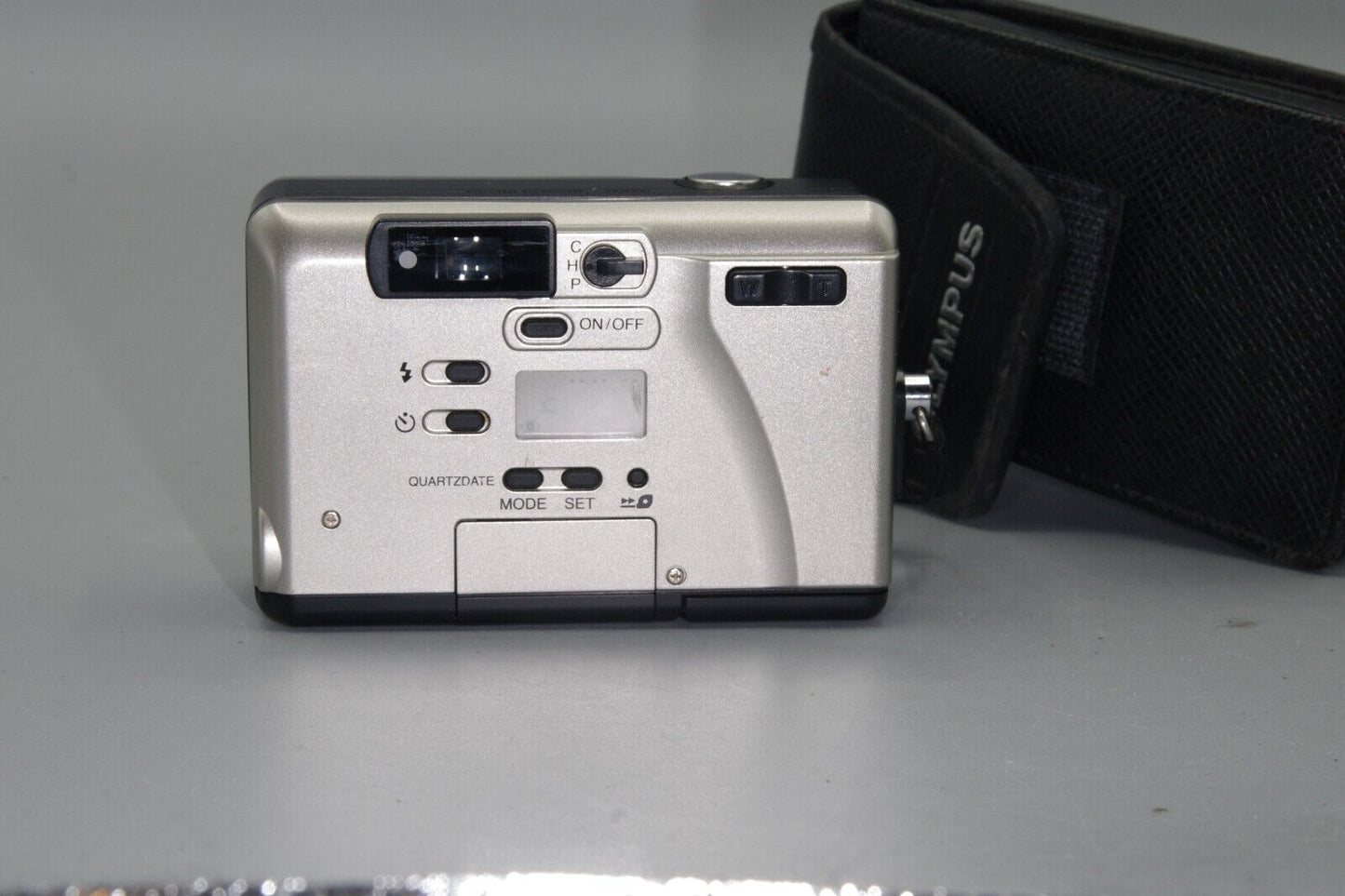Olympus iZoom 3000 APS Compact Camera with case - Excellent