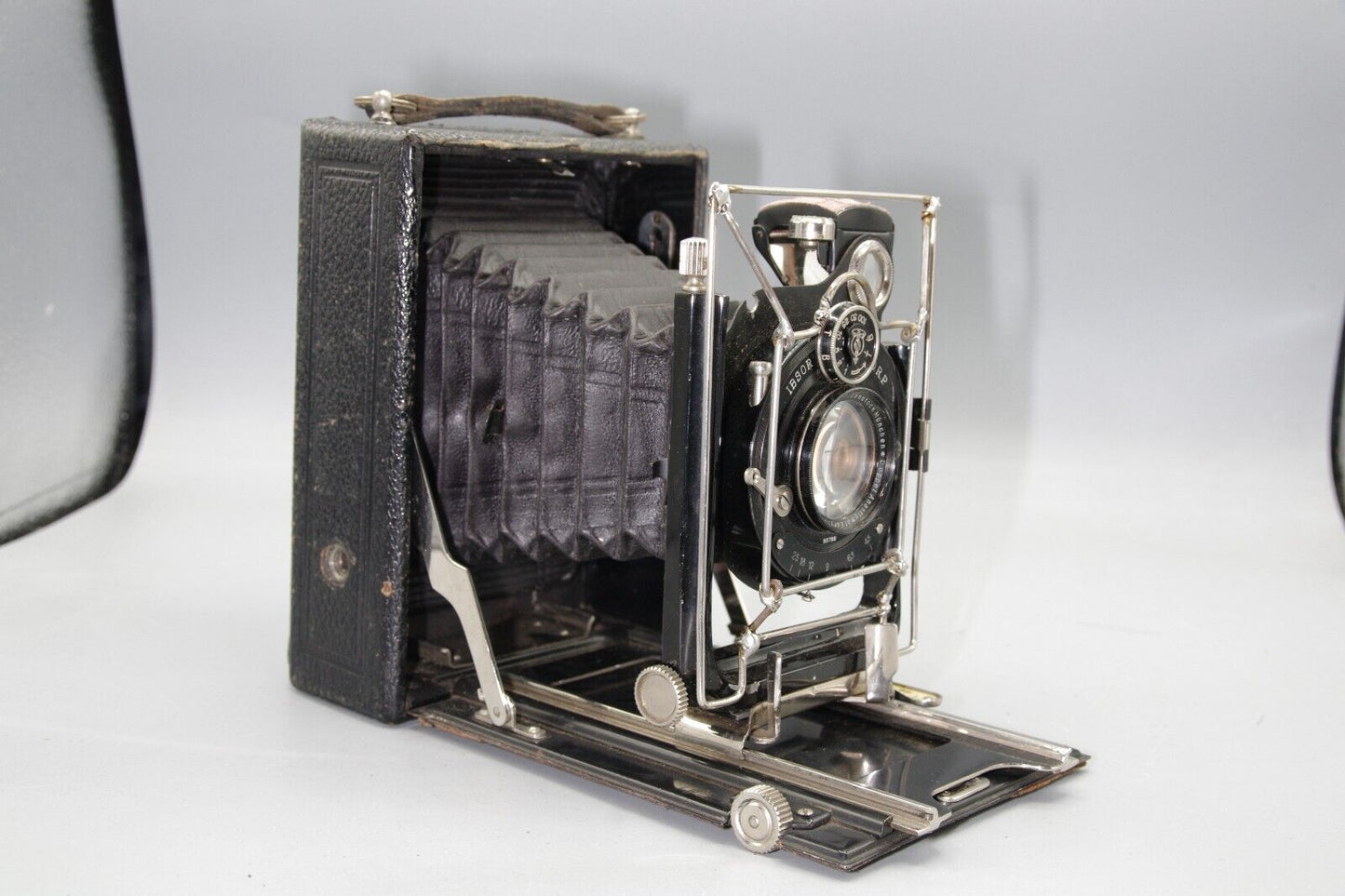 Welta Folding Plate Camera with 135cm F/4 Doppel Anastigmat Eurynar Lens
