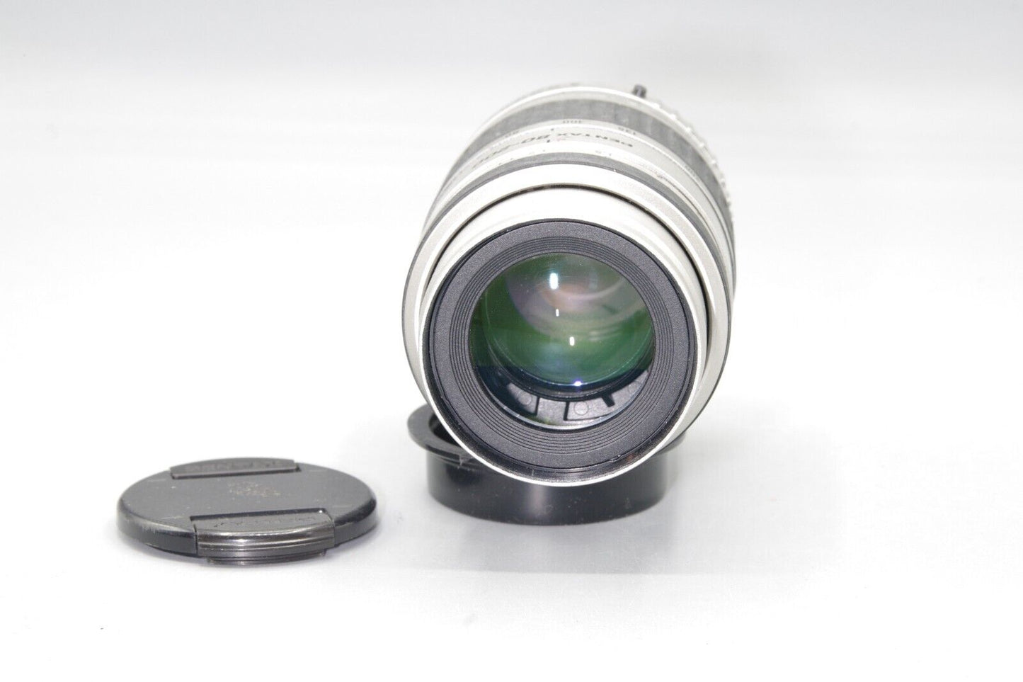 SMC Pentax-FA 80-200mm F/4.7-5.6 Silver Auto Focus Zoom with both caps - PKAF