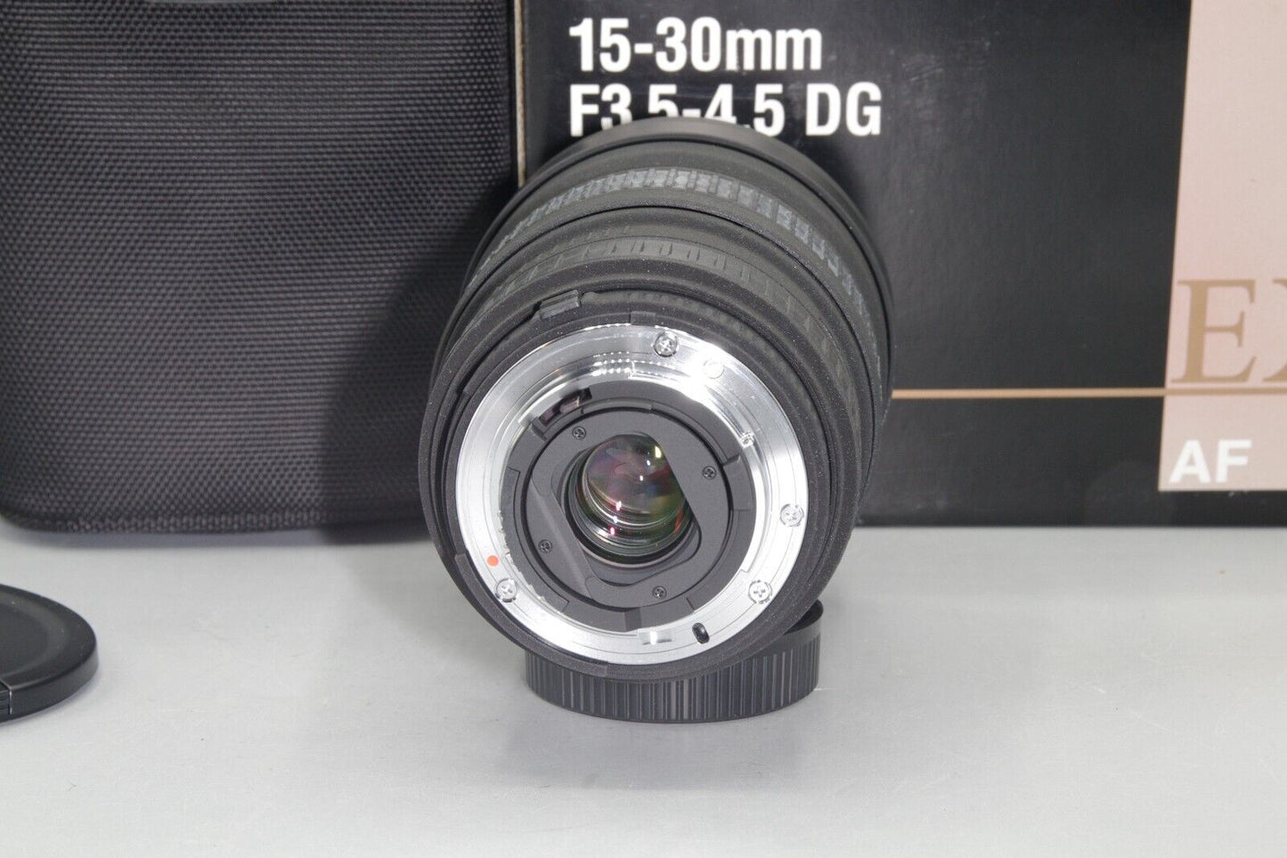 Sigma 15-30mm F/3.5-4.5 EX DG Aspherical AF Lens, Case and Box, Nr Mint, Nikon F