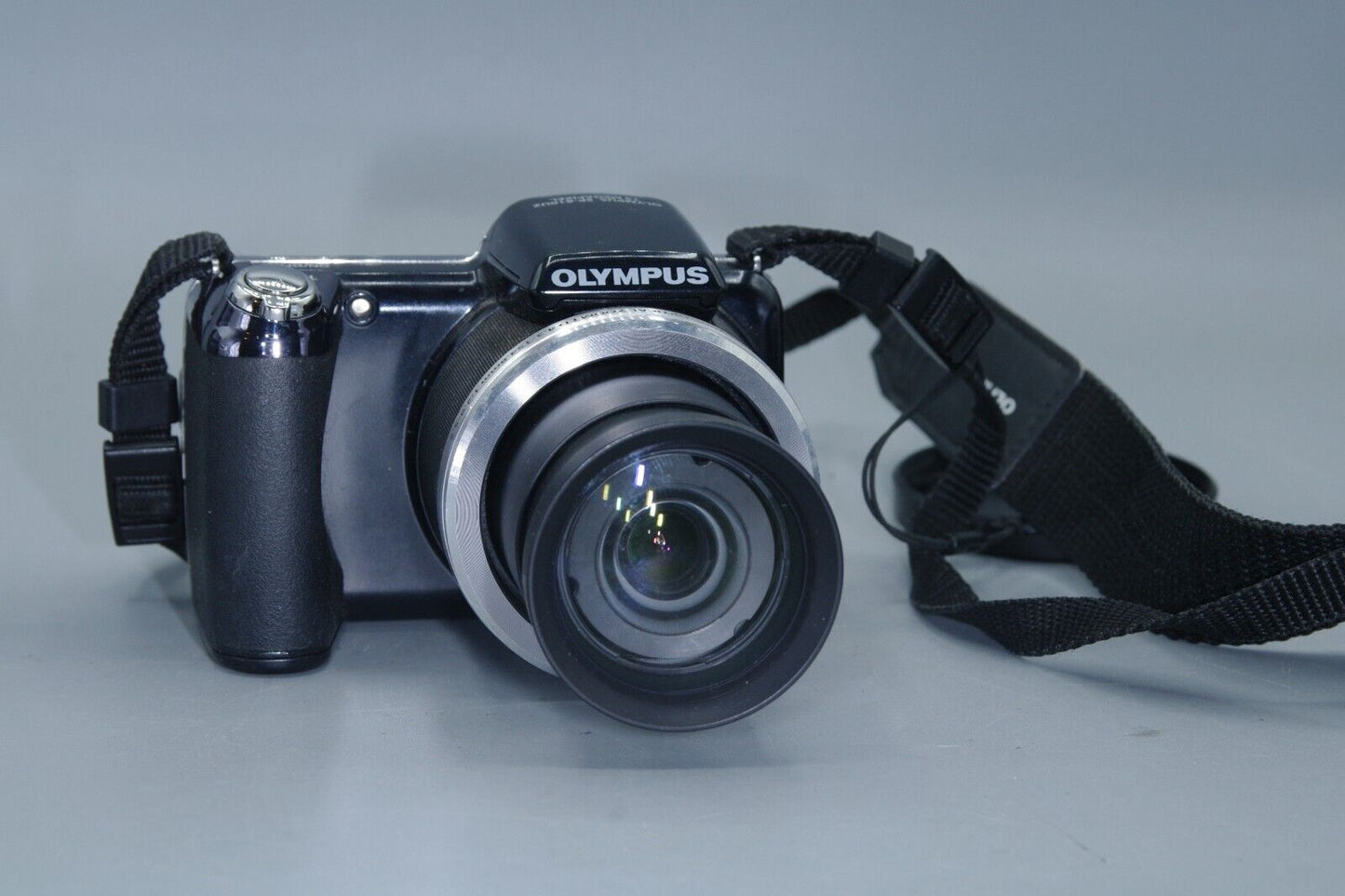 Olympus SP-810UZ 14MP 36X Zoom Digital Bridge Camera and Charger