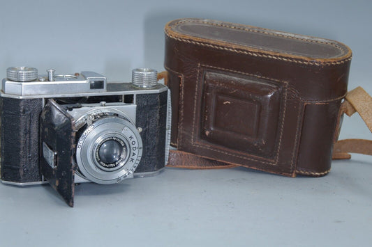 Kodak Retina Folding Camera with Xenar 5cm F/3.5 Lens and case