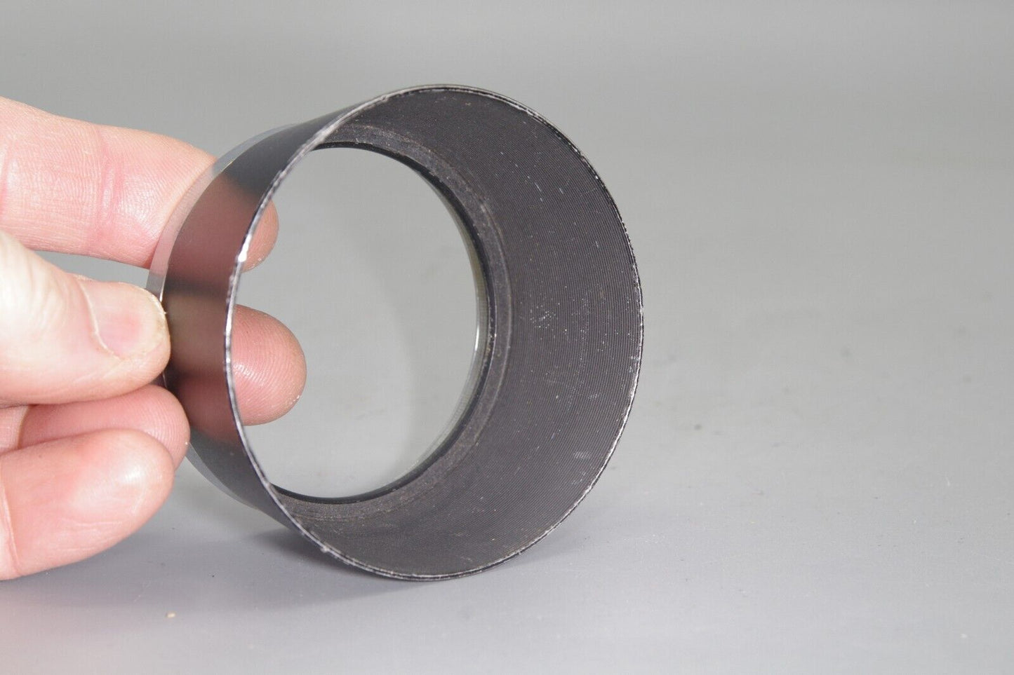 Leica Leitz Wetzlar  12564K Lens Hood for 50mm and 35mm R Lenses