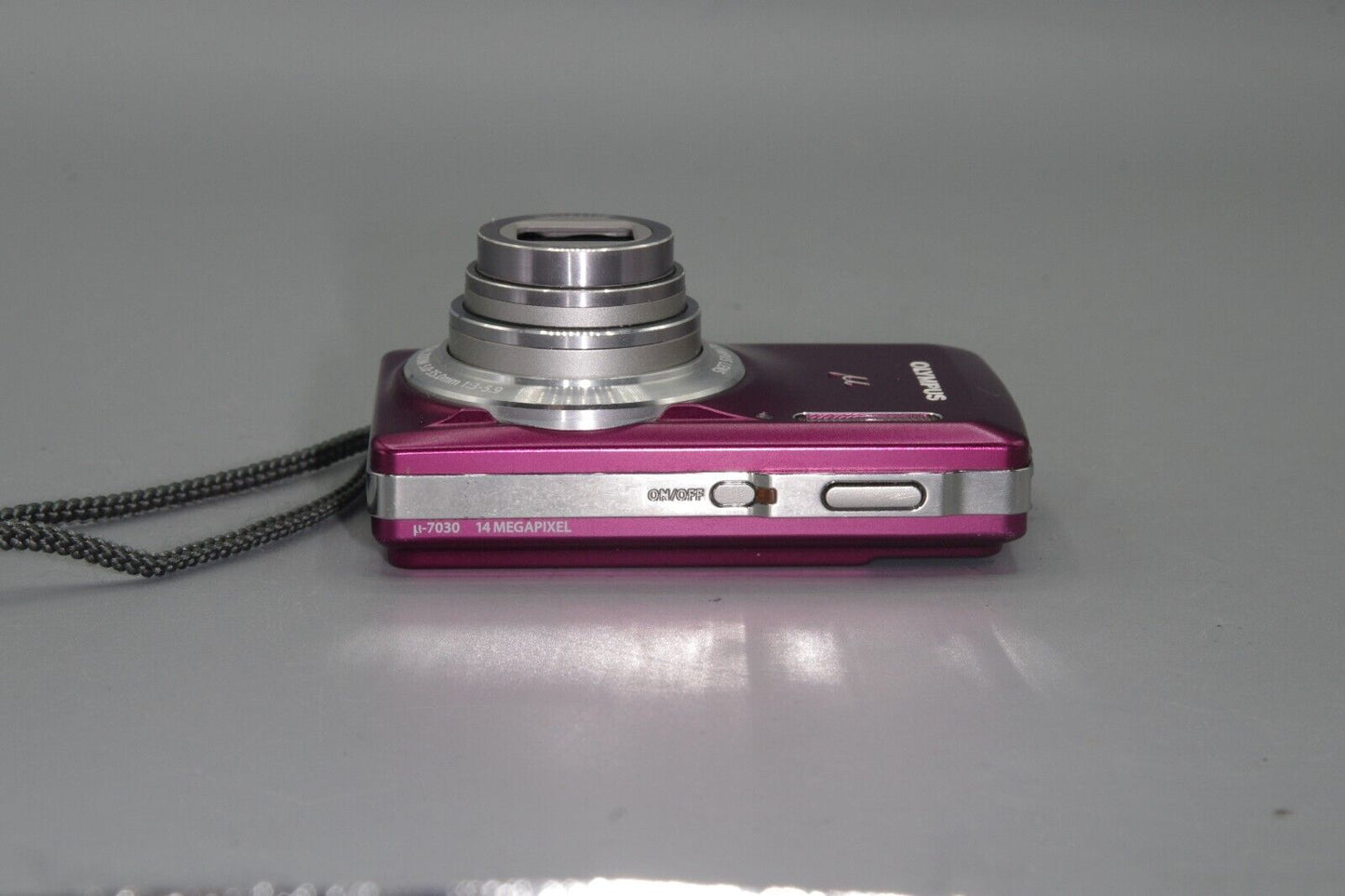 Olympus MJU 7030 Digital 14.1MP Digital Camera - Pls read