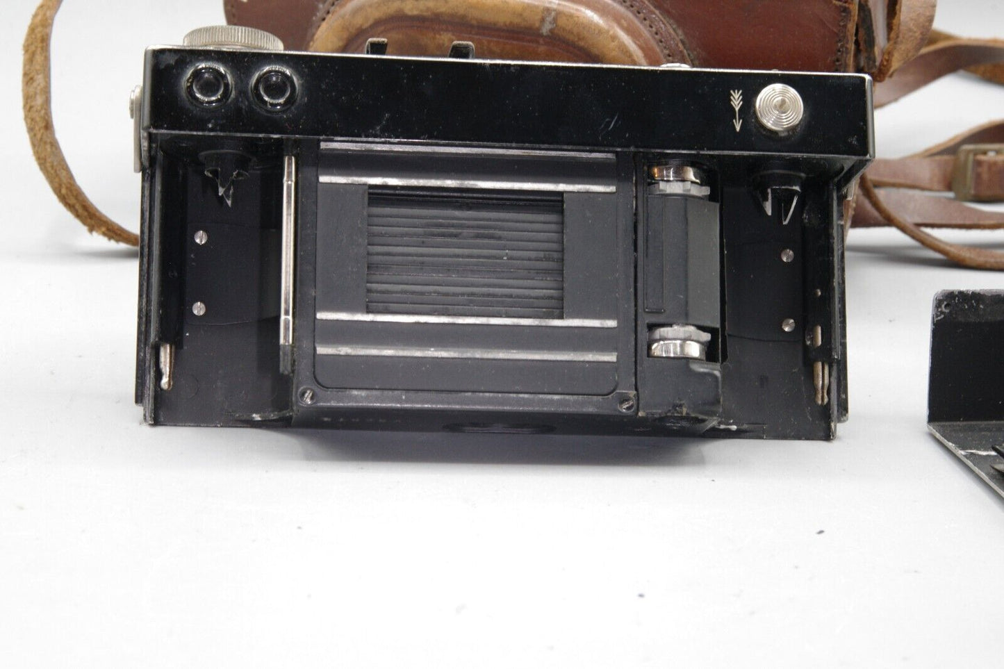 1933/34 Zeiss Ikon Contax 1 with Jena 50mm F/3.5 Lens and Case - Shutter Issue
