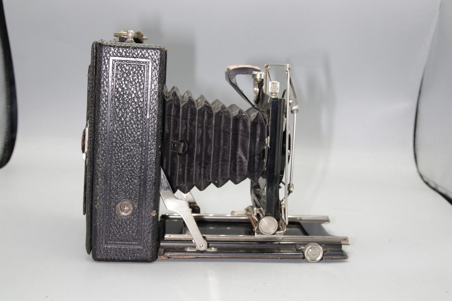 Welta Folding Plate Camera with 135cm F/4 Doppel Anastigmat Eurynar Lens