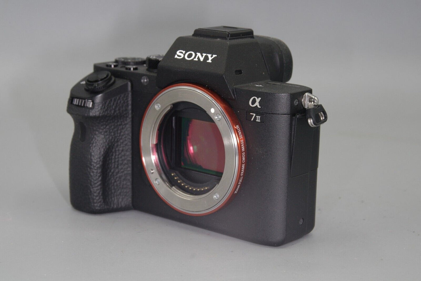 Sony Alpha A7 II 24.2MP Full Frame Mirrorless Camera Very Low Shutter Count 928