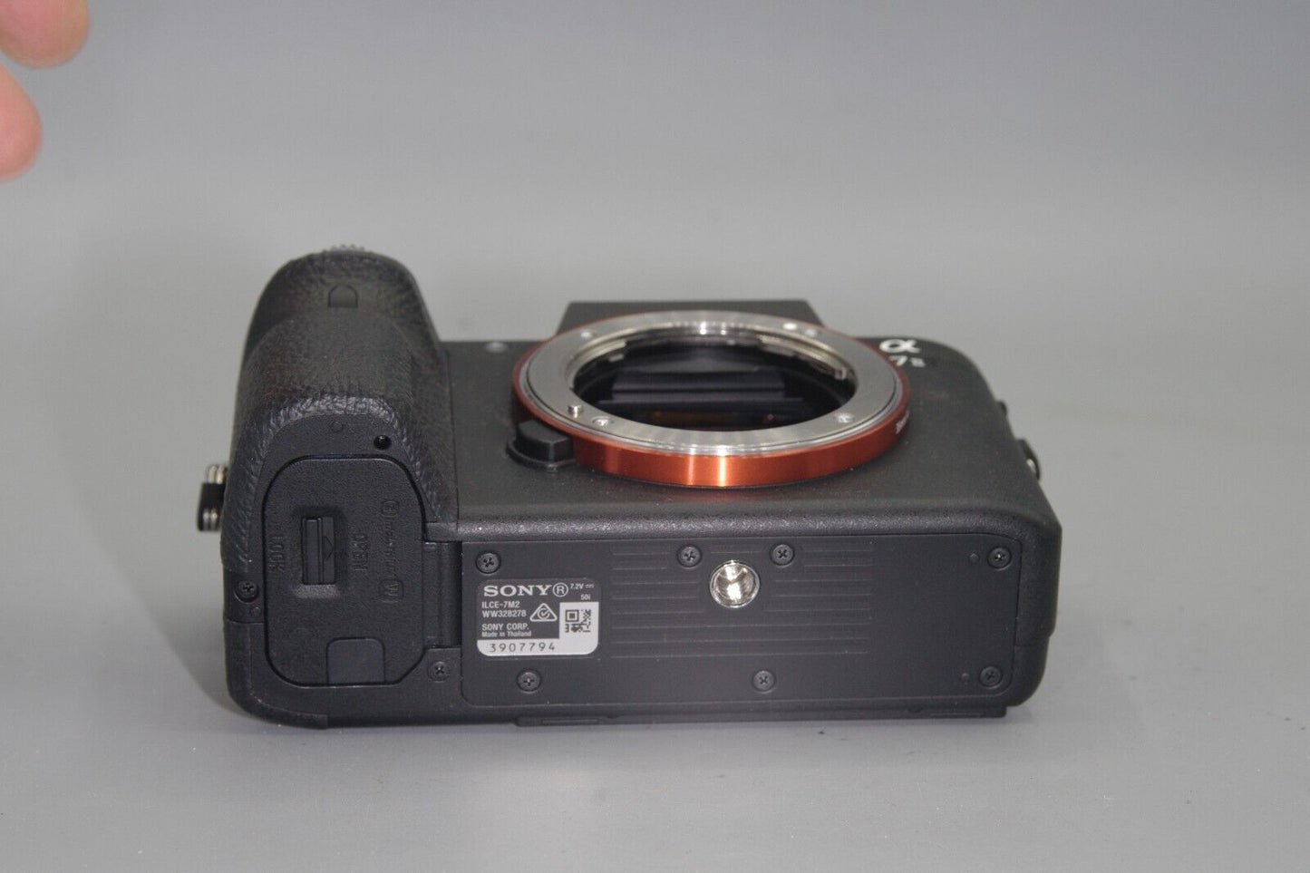 Sony Alpha A7 II 24.2MP Full Frame Mirrorless Camera Very Low Shutter Count 928