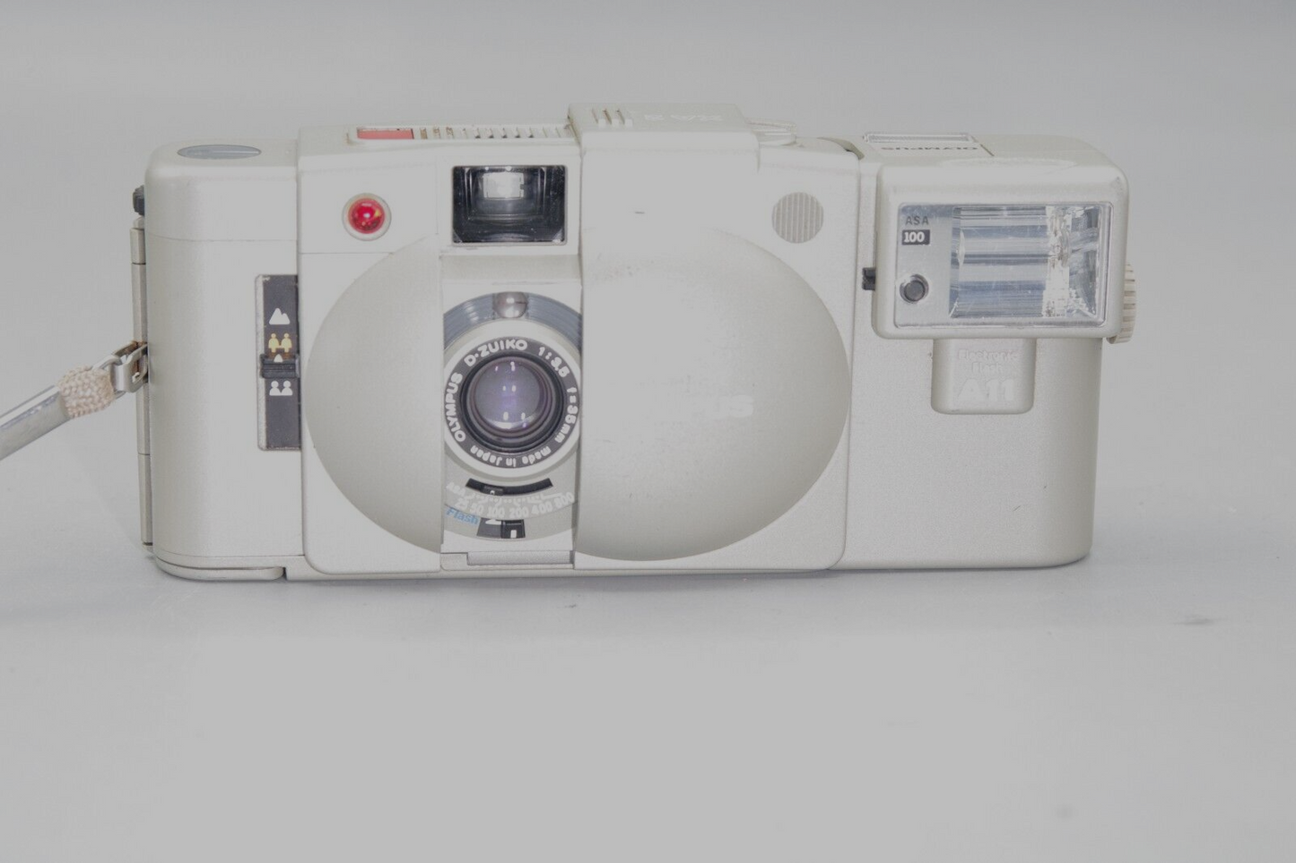 Olympus XA2  35mm Compact Camera with 35mm F/3.5 Lens in Rare Urban White
