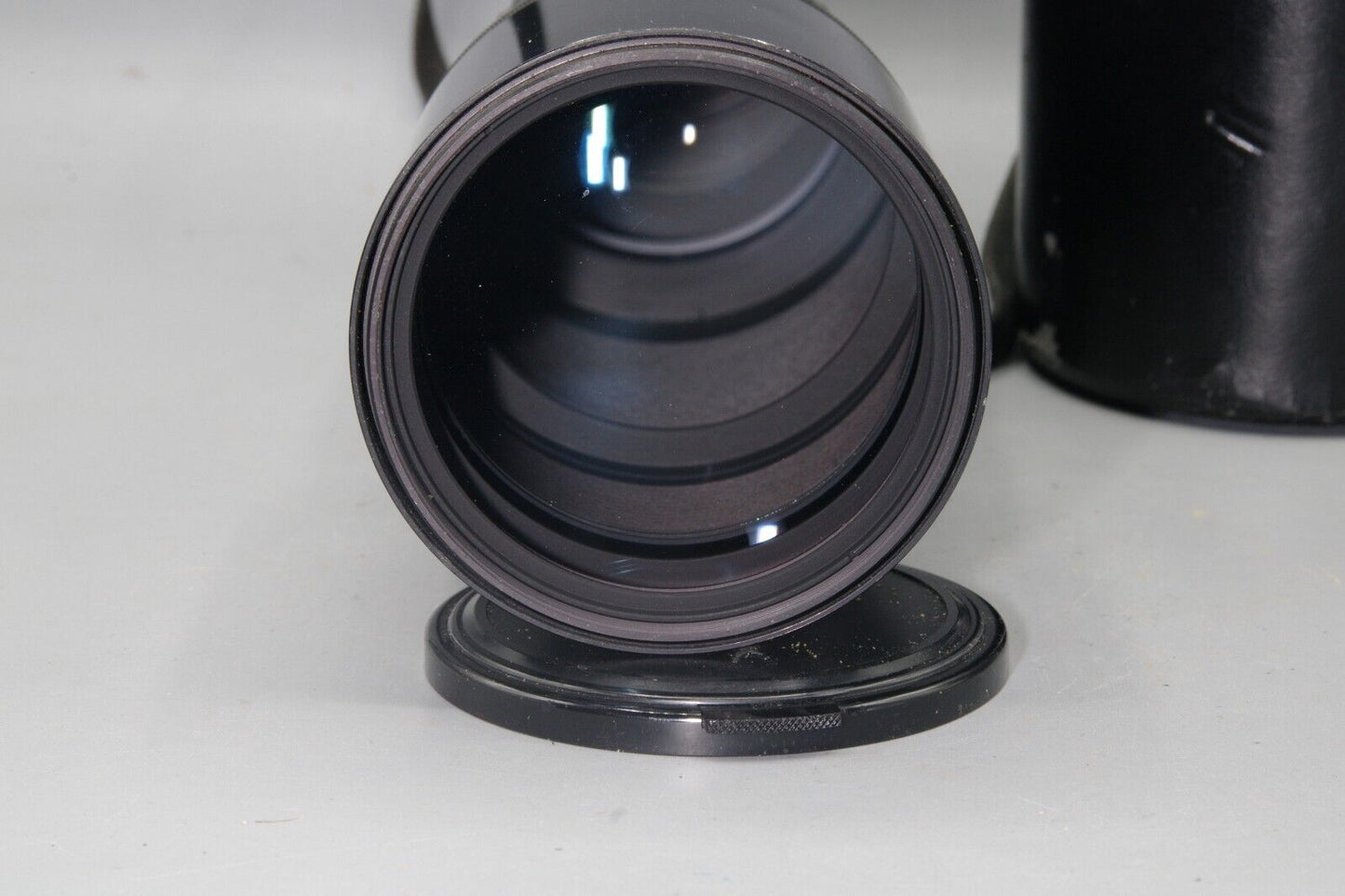 Pentax 400mm F/5.6 K Mount Lens with caps and case