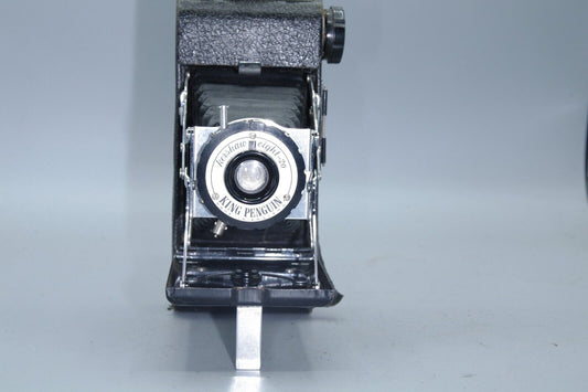 Kershaw eight-20 King Penguin Folding Camera