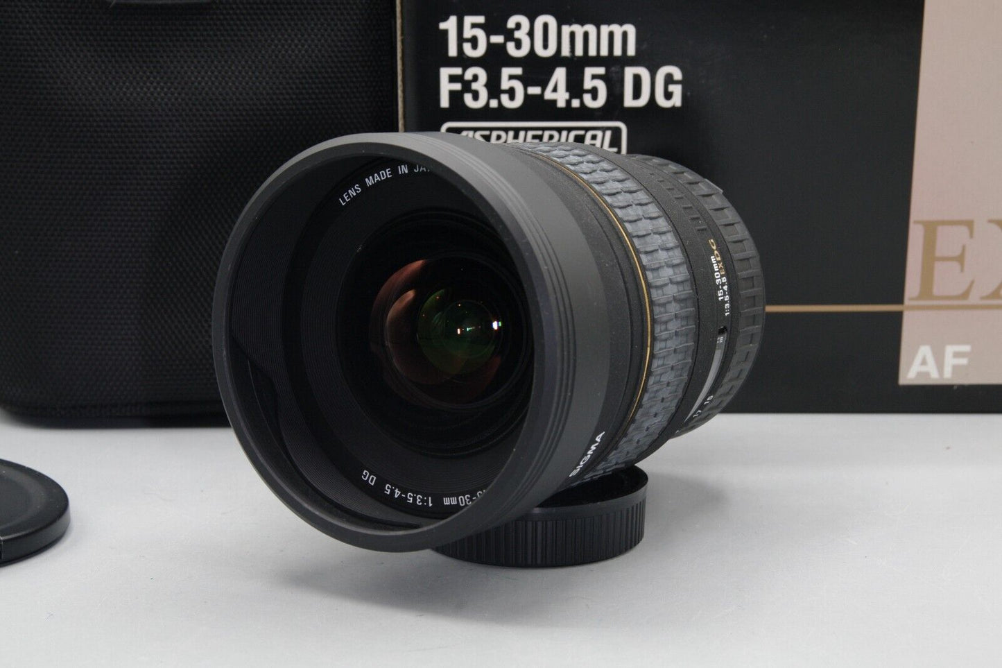 Sigma 15-30mm F/3.5-4.5 EX DG Aspherical AF Lens, Case and Box, Nr Mint, Nikon F