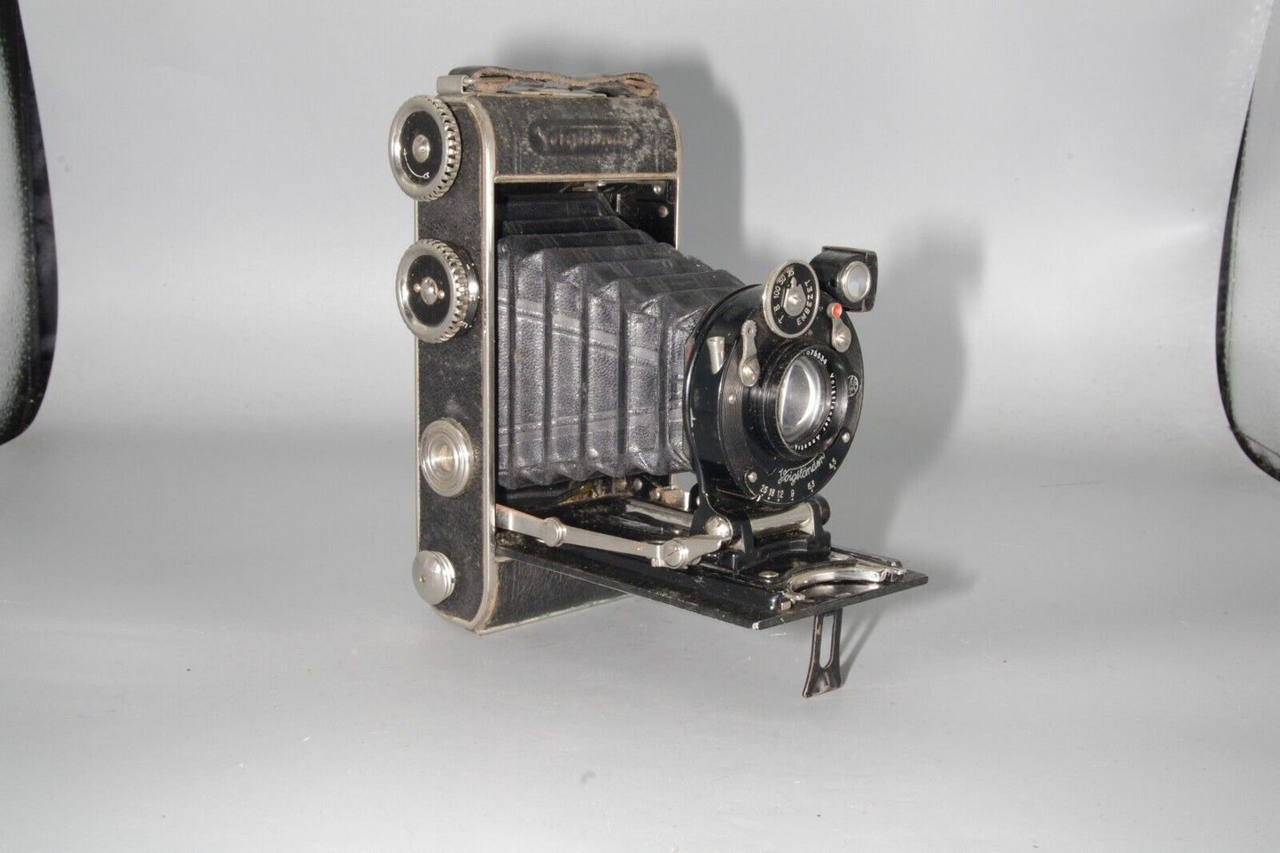 Voitlander Inos II 120 Folding Camera with Skopar 10.5cm 1:4.5 Lens