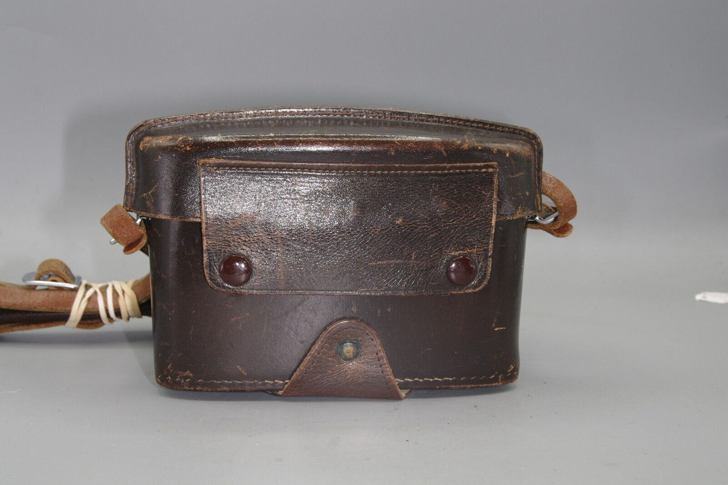 Leica R Series Brown Leather Camera Case – Vintage Genuine Leather, Collector’s Accessory