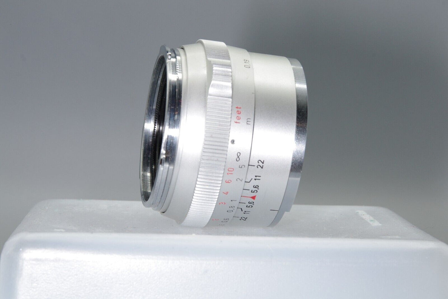 Carl Zeiss Distagon 35mm F/4 Lens - Contarex Mount