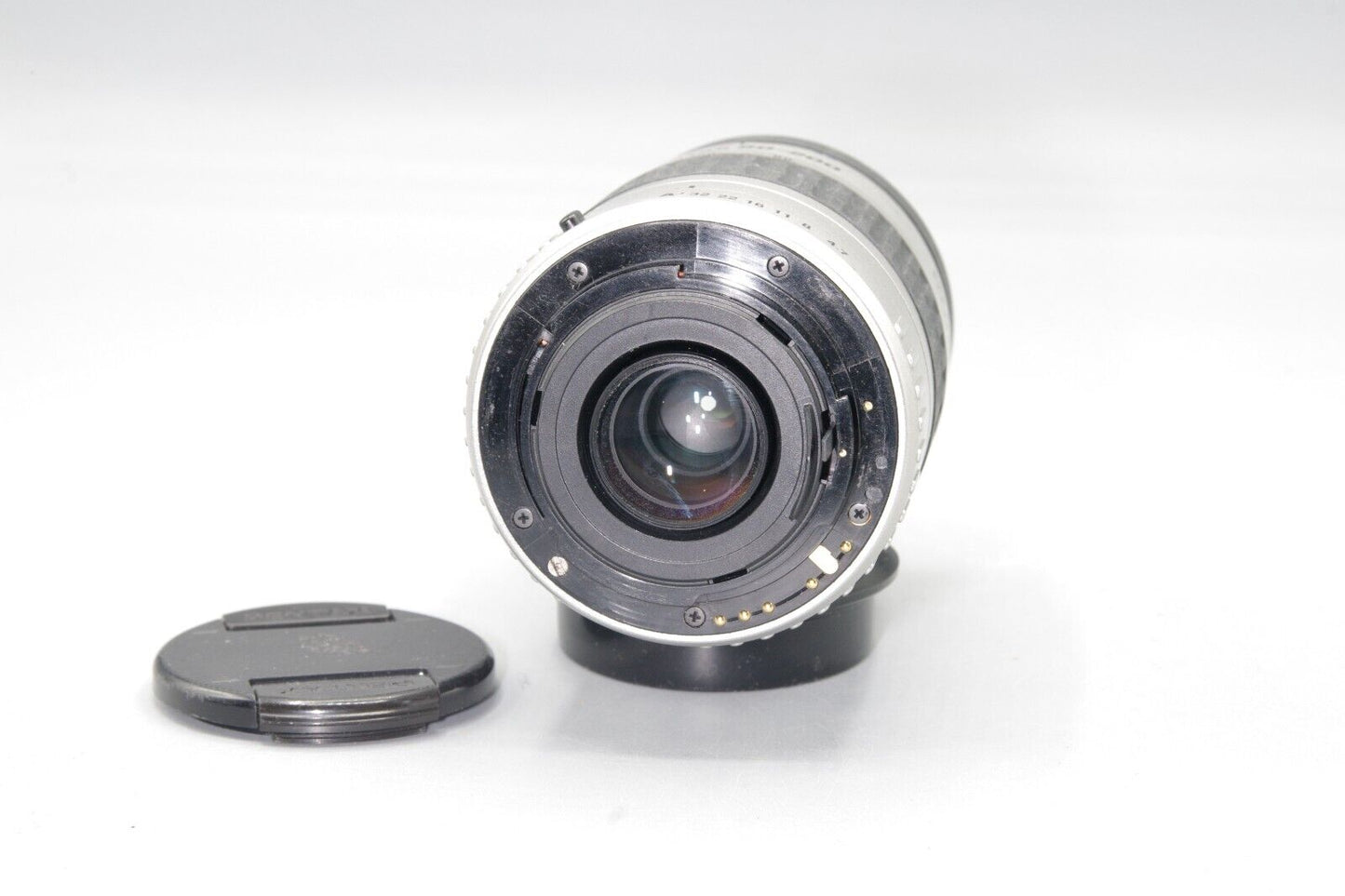SMC Pentax-FA 80-200mm F/4.7-5.6 Silver Auto Focus Zoom with both caps - PKAF