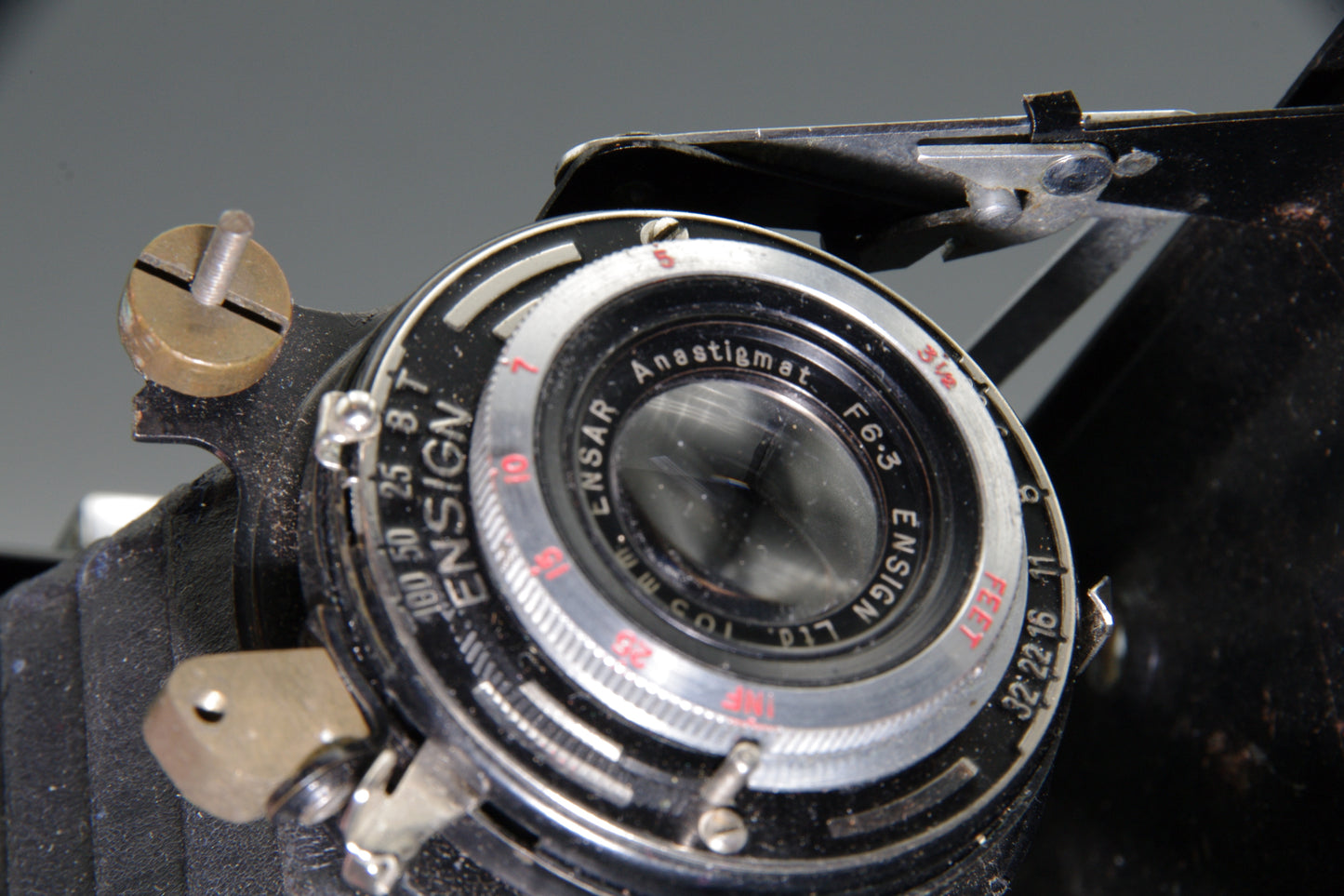 Ensign Selfix 320 Folding Camera 105mm f6.3 Lens with Case Vintage