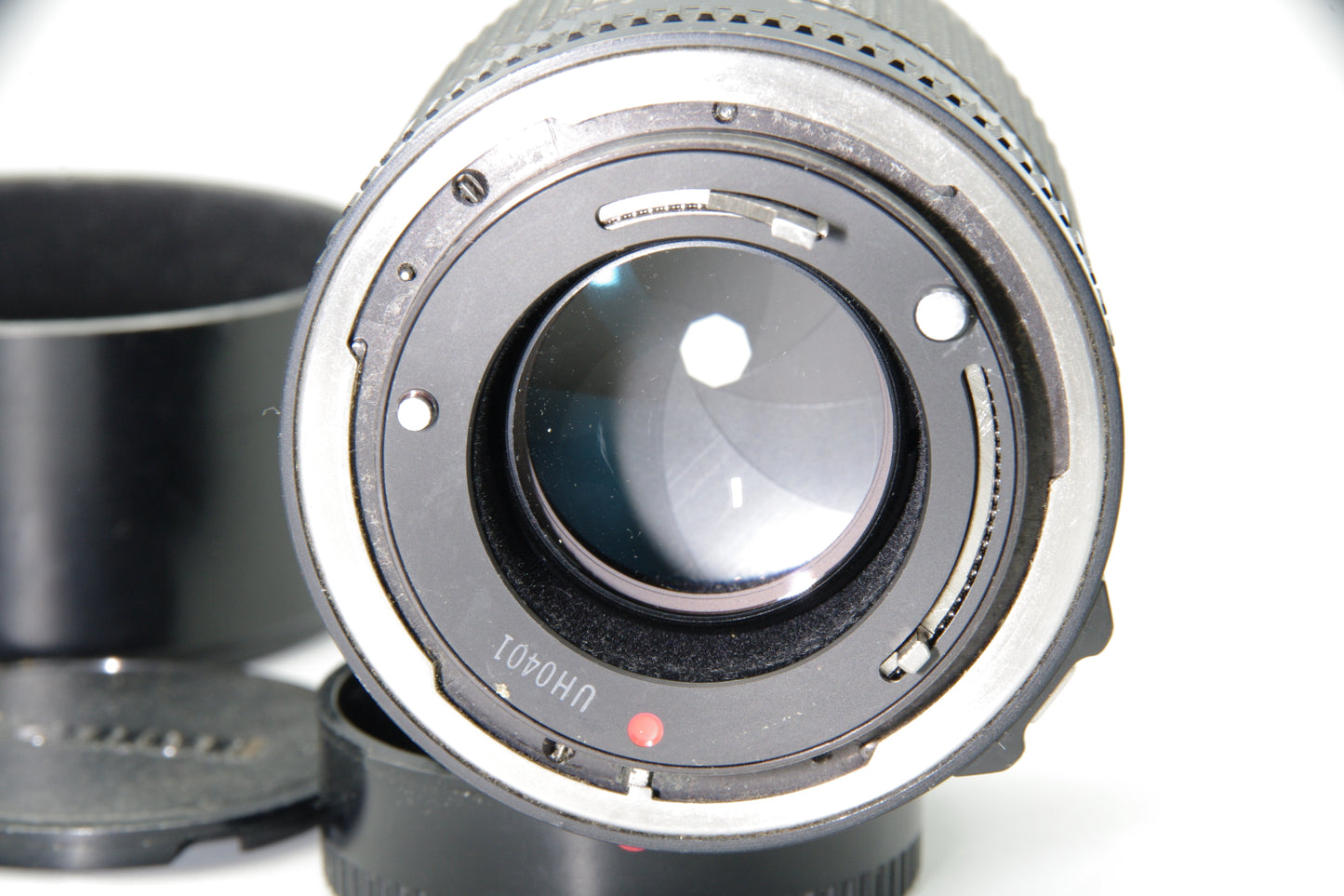 Canon FD 100mm f/2 Lens – Excellent Condition with Hood