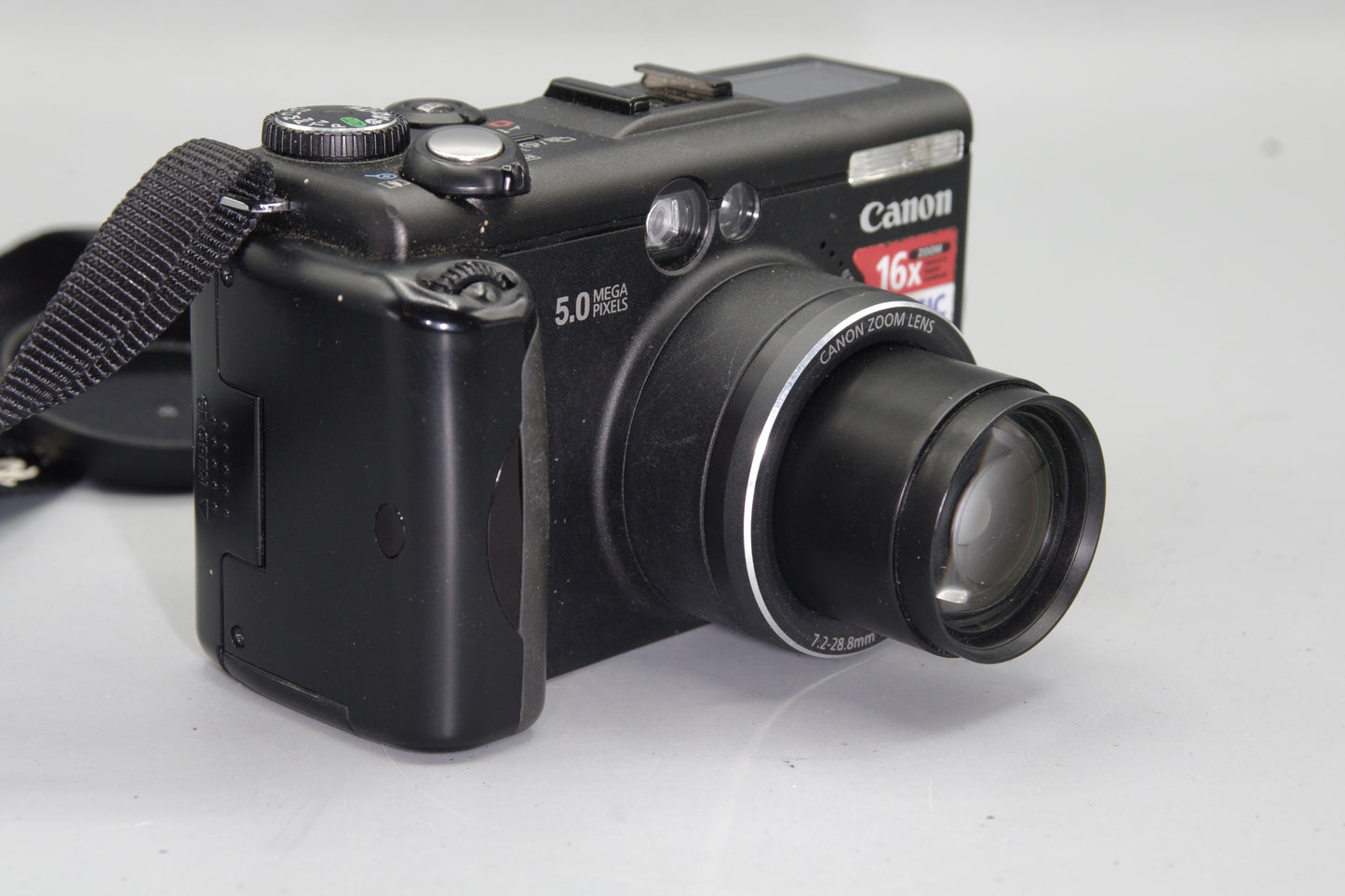 Canon Powershot G5 5MP Digital Camera - F/2 Lens, Battery Included, Excellent
