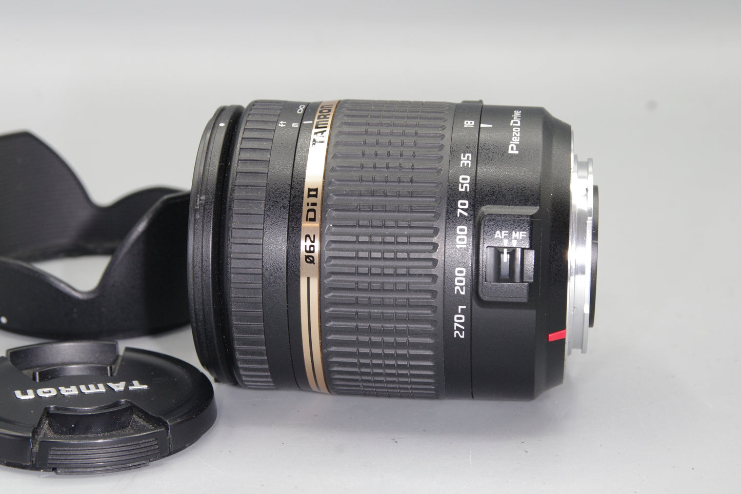 Tamron 18–270mm f/3.5–6.3 PZD Lens – Sony A Mount, 15x Zoom, VGC with Caps