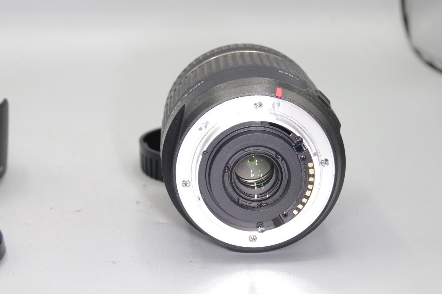 Tamron 18–270mm f/3.5–6.3 PZD Lens – Sony A Mount, 15x Zoom, VGC with Caps
