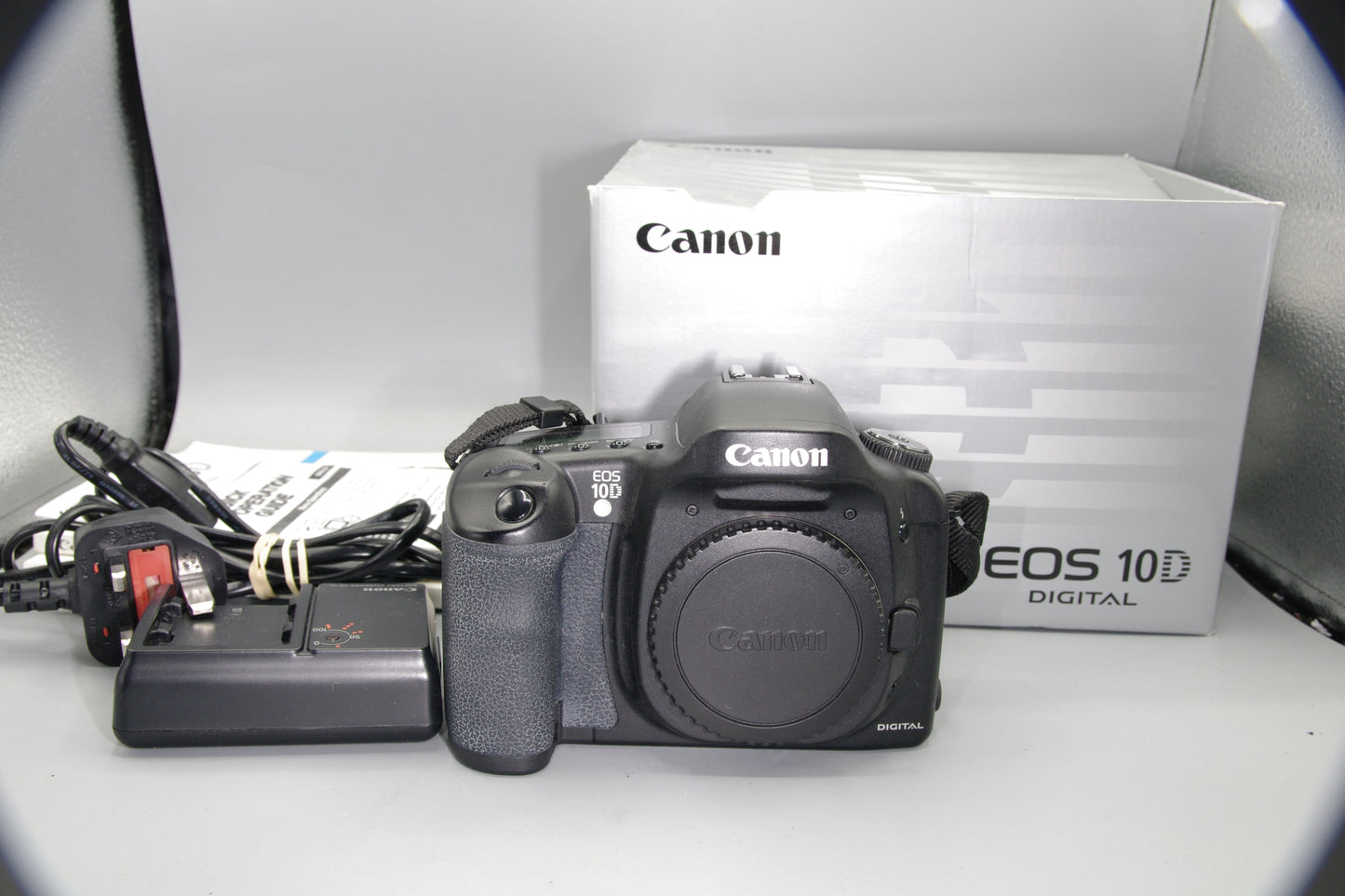 Boxed Canon EOS 10D 6.3MP DSLR- Tested and Working - Excellent