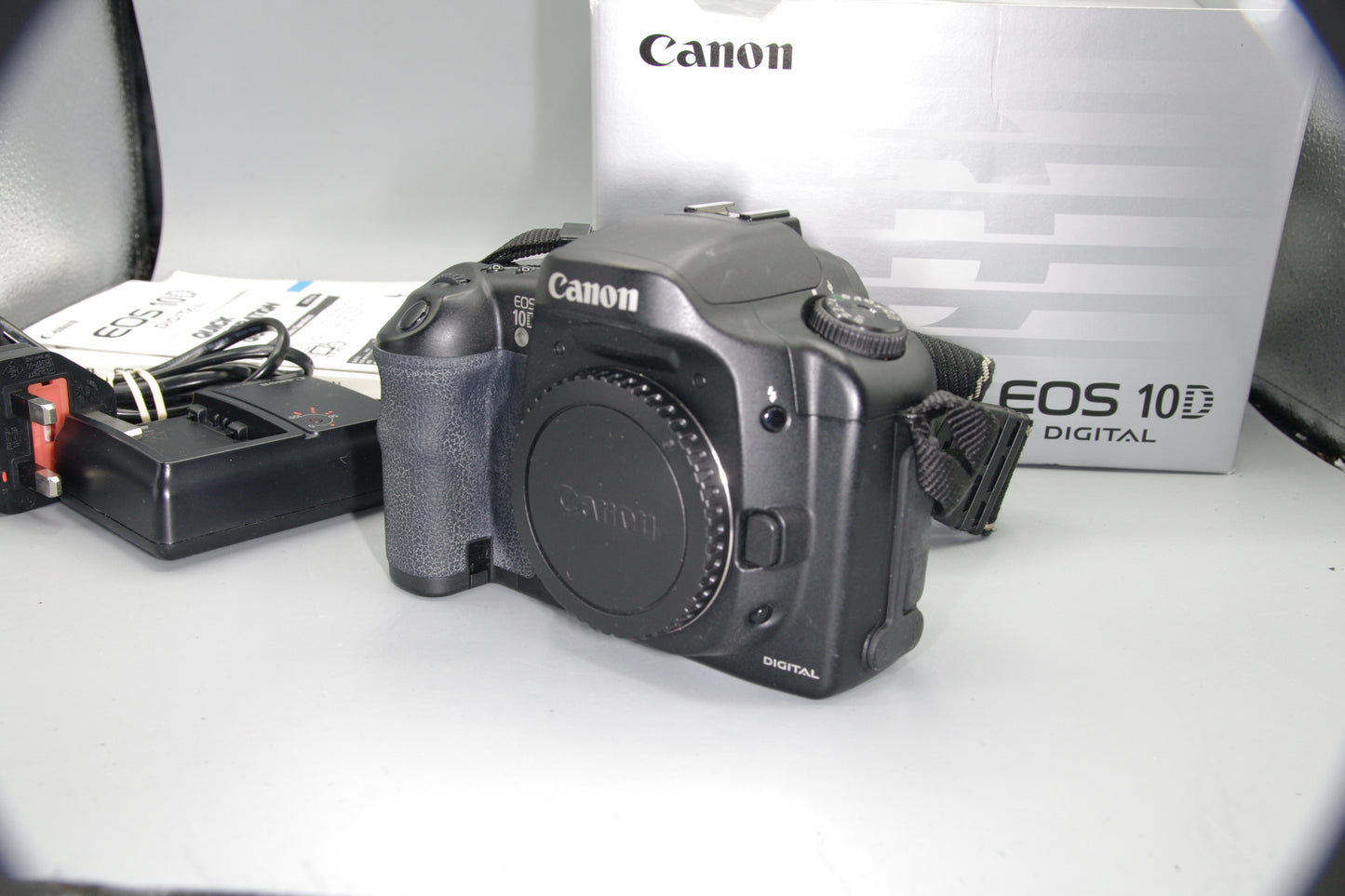 Boxed Canon EOS 10D 6.3MP DSLR- Tested and Working - Excellent