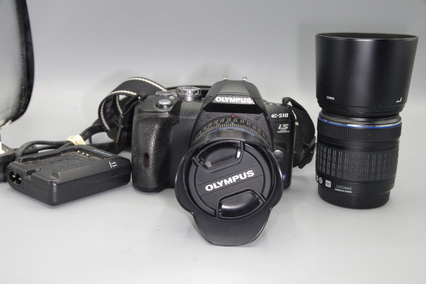 Boxed Olympus E-510 10MP 4/3 DSLR with 14-42mm and 40-150mm Lenses