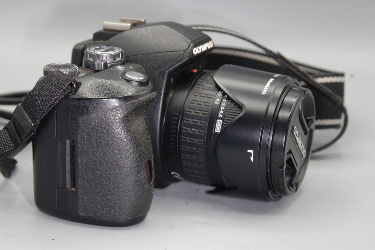 Boxed Olympus E-510 10MP 4/3 DSLR with 14-42mm and 40-150mm Lenses