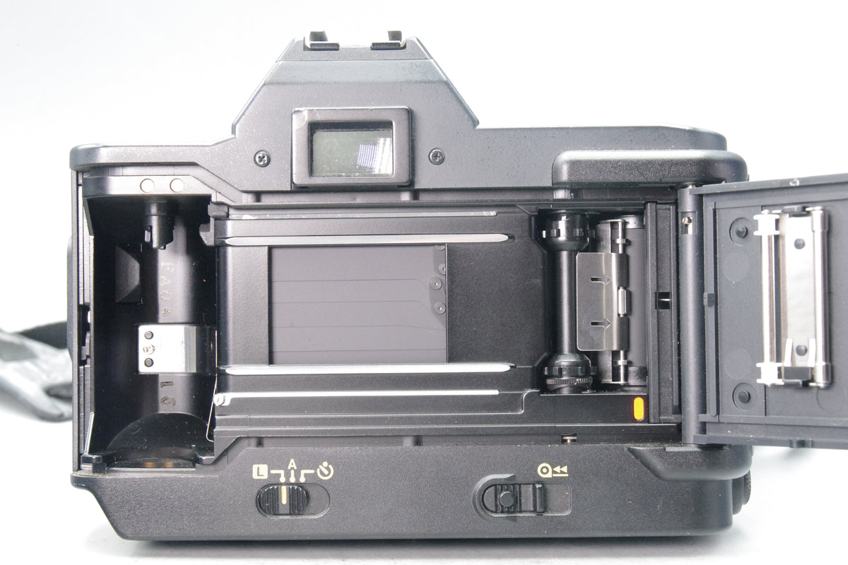 Canon T80 35mm SLR + AC 35–70mm Lens – Autofocus Pioneer – VGC