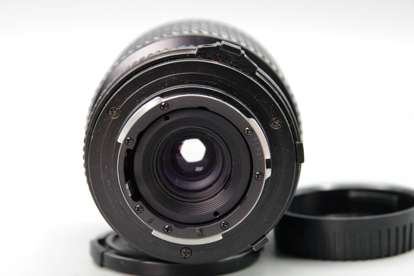 Tokina SD 70–210mm f/4–5.6 Zoom Lens – Minolta MD Mount – Very Good