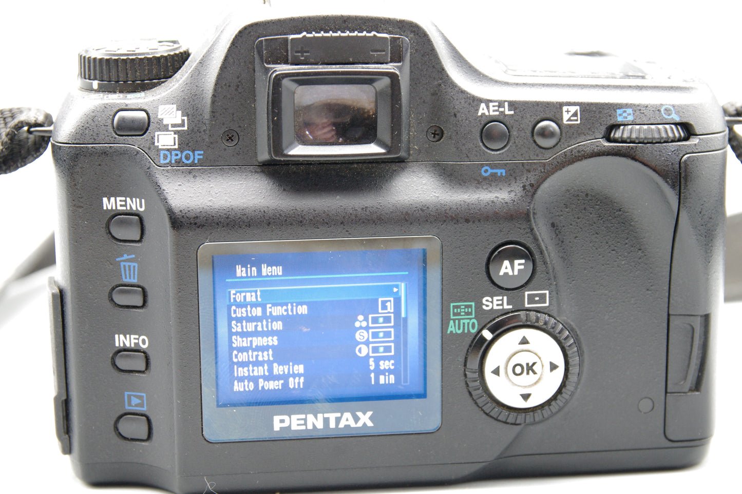 Pentax *ist D Digital SLR – 6.1MP – Mint Condition