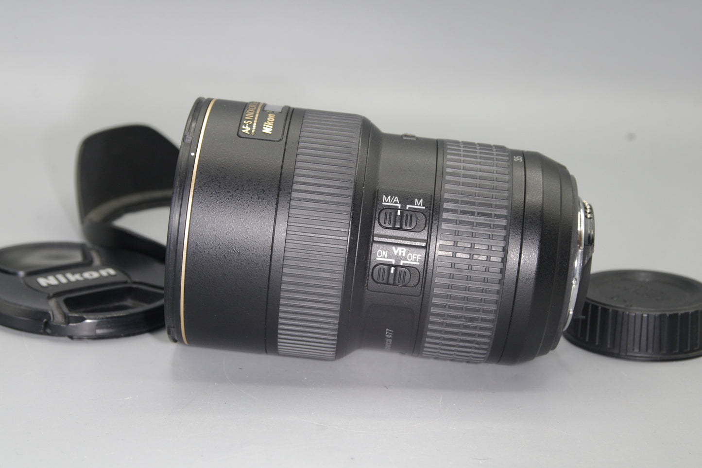 Nikon AF-S 16–35mm f/4G ED VR Lens – FX Wide Zoom, Nano Coating, Excellent