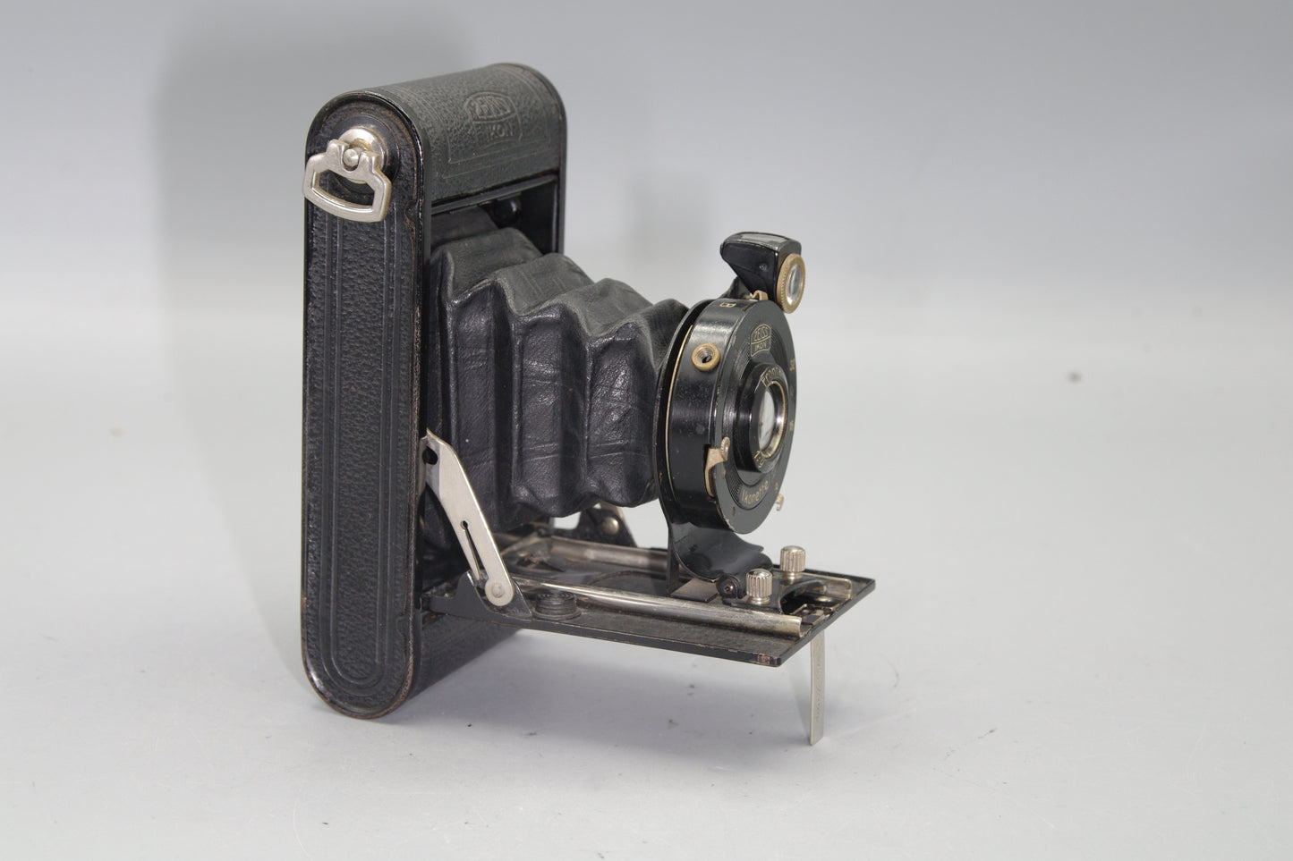 Zeiss Ikon Ikonette Folding Camera with 8cm F/9 Lens