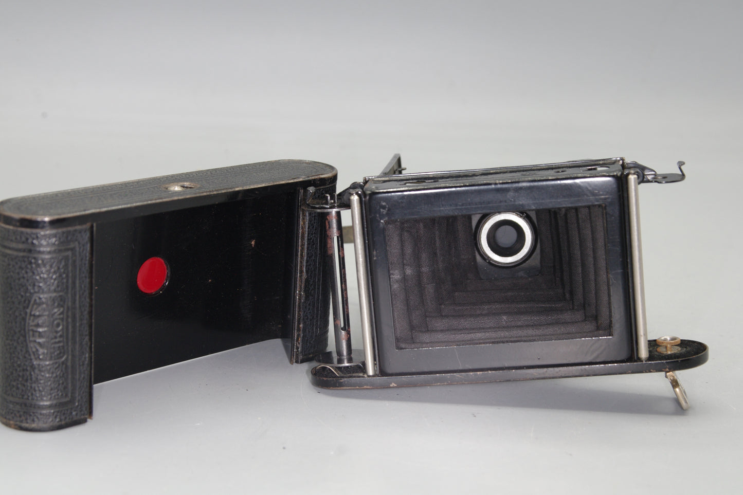 Zeiss Ikon Ikonette Folding Camera with 8cm F/9 Lens